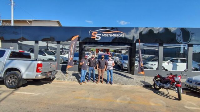 SS Multimarcas inaugura loja de veículos em Catalão