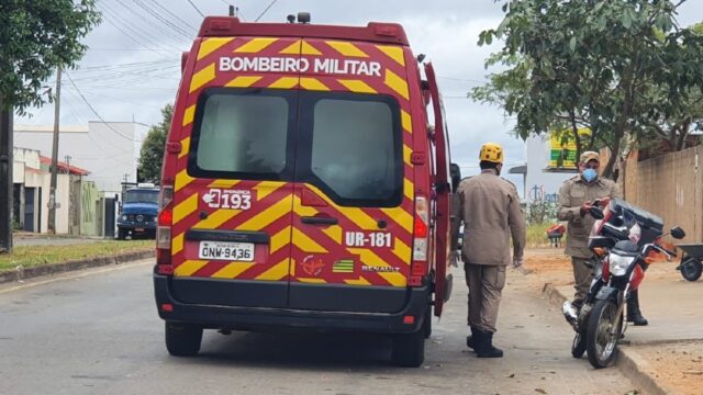 Colisão traseira deixa motociclista ferido em Catalão