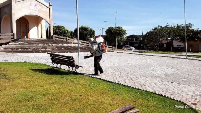 Prefeitura de Cumari realiza sanitização em pontos de aglomeração no município