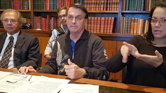 Bolsonaro: auxílio deve ter novas parcelas de R$ 500, R$ 400 e R$ 300