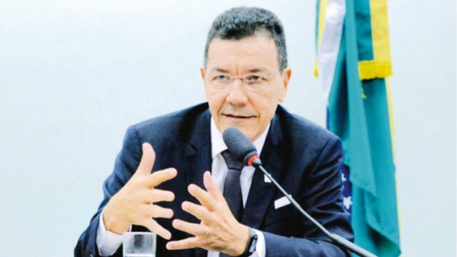 Reitor da UFG, Edward Madureira testou positivo para Covid-19