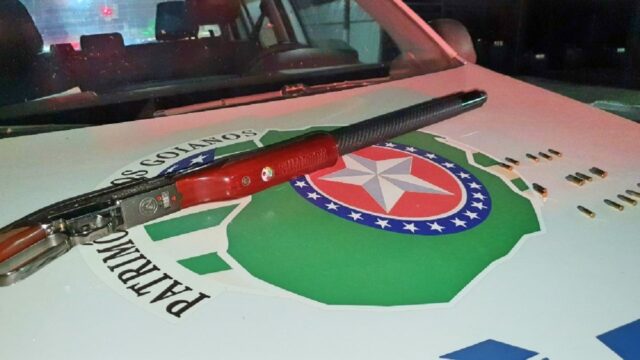 Patrulha Rural apreende arma e munições durante abordagem na zona rural de Ouvidor