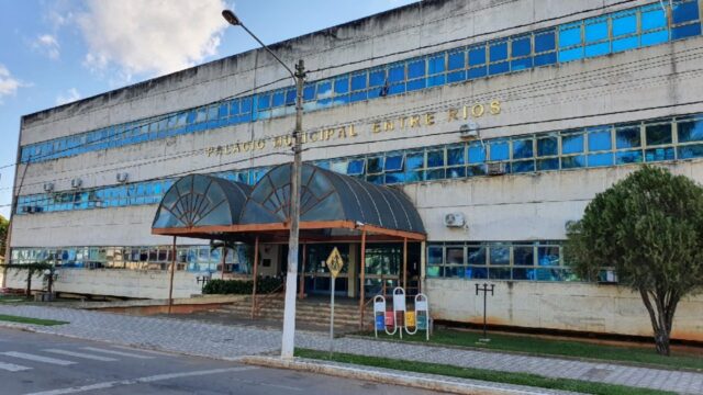 Prefeitura de Ipameri suspende aulas na rede pública devido à crise de abastecimento de água