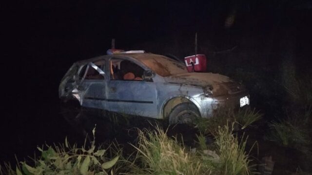 Motorista perde o controle da direção e veículo cai em represa na GO 506, próximo ao Distrito de Santo Antônio de Rio Verde