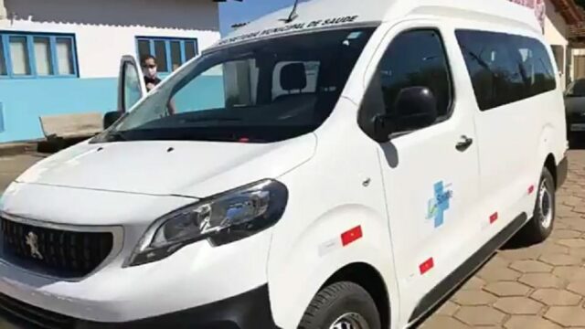 Mais seis novos veículos vão compor a nova frota da Secretaria de saúde de Três Ranchos