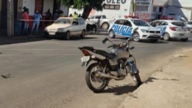 Pai e filha morrem após acidente entre moto e caminhão em Pires do Rio