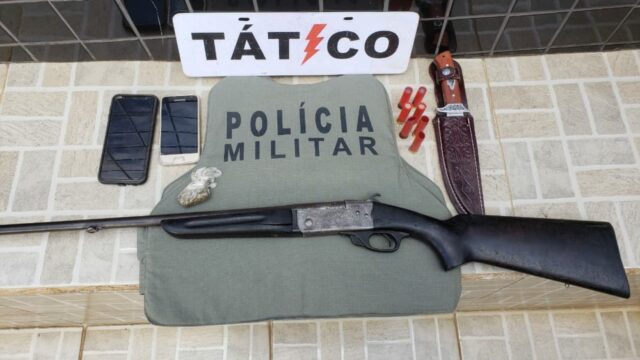 PM apreende arma e munições, próximo ao Distrito de Pires Belo