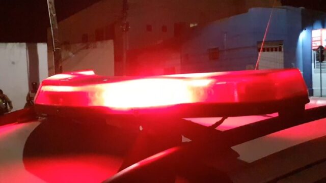 Bandidos de moto roubam a bicicleta de um ciclista em Catalão