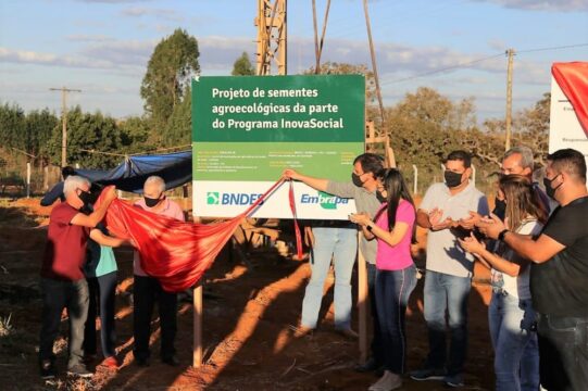 Prefeitura de Ouvidor e Central de Associação de Agricultores do Estado de Goiás lançam obras de construção de Unidade de Beneficiamento de Sementes