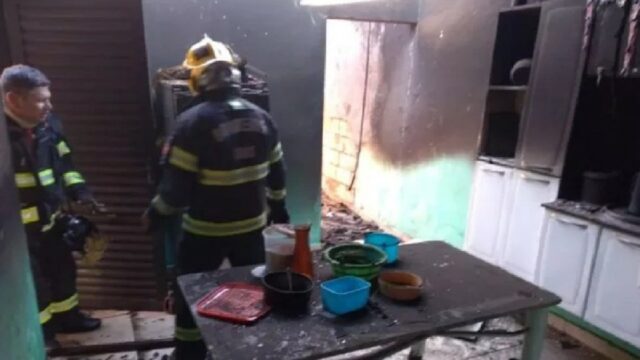 Menino de 4 anos morre em incêndio dentro de casa em Anápolis