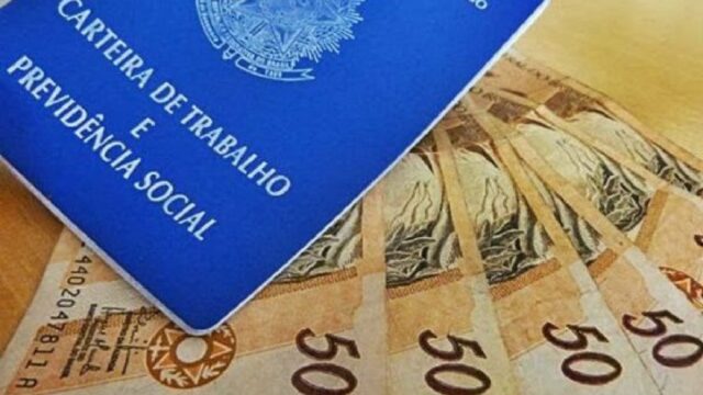 Salário mínimo para 2021 ficará em R$ 1.067