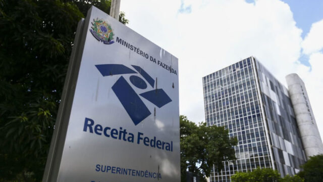Receita Federal endurece fiscalização e passa a receber dados de cartões de crédito e PIX de instituições financeiras