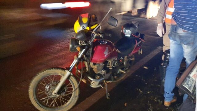 Motociclista fica ferido em acidente no trevo da BR-050 que da acesso à GO-330 sentido Ouvidor