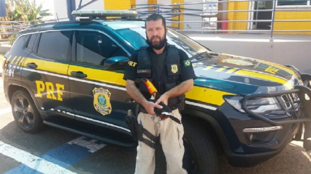 PRF em Catalão auxilia no resgate de tucano atropelado na BR 050