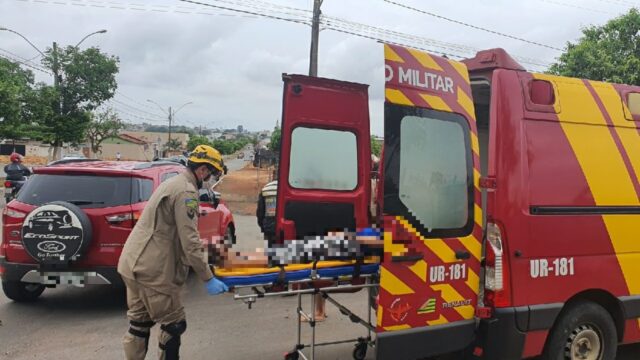 Passageira de mototaxista fica ferida após acidente em Catalão