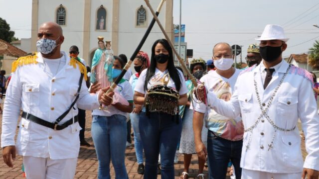 Entrega da Coroa marcou o encerramento da 144ª Festa em Louvor a Nossa Senhora do Rosário em Catalão