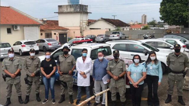 Santa Casa de Misericórdia de Catalão recebe doações da Polícia Militar