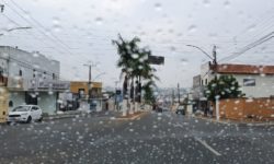 Frente fria mantém alerta de chuva forte para Catalão e cidades do Centro-Sul de Goiás