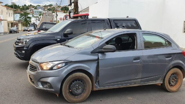 Em Catalão, PM recupera veículo roubado em Uberlândia e prende suspeitos de receptação