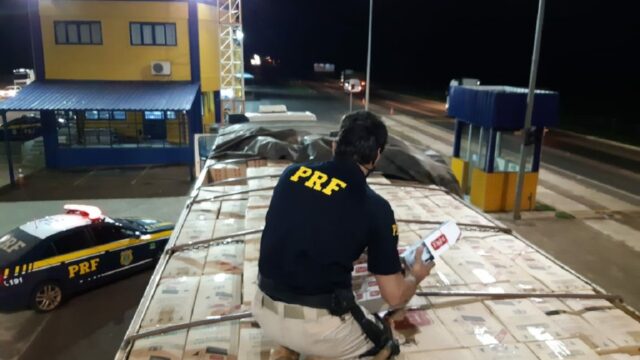 PRF apreende 800 mil maços de cigarros contrabandeados na BR 050 em Uberlândia/MG