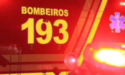 Dois homens são resgatados após ficarem presos em elevador em universidade de Catalão Dois homens são resgatados após ficarem presos em elevador em universidade de Catalão