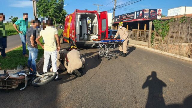 Motociclista fica ferido após colisão com carro em Catalão
