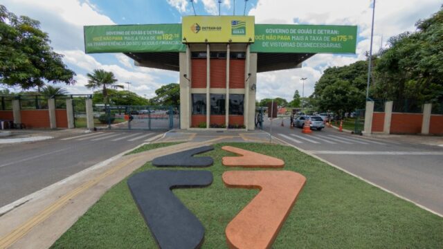 Detran-GO oferece 78 vagas temporárias de emprego com salário de até R$ 4,6 mil