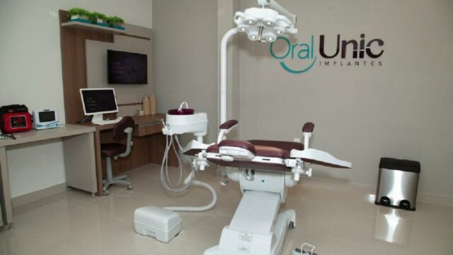 Implantes dentários: o tão sonhado sorriso de volta