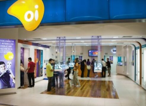 Tim, Vivo e Claro compram Oi, que deve desaparecer do mercado