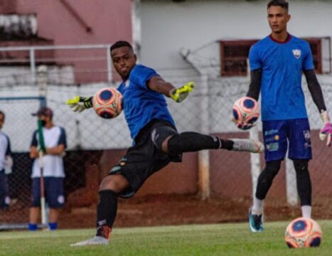 Crac contrata goleiro que estava acertado com Anapolina