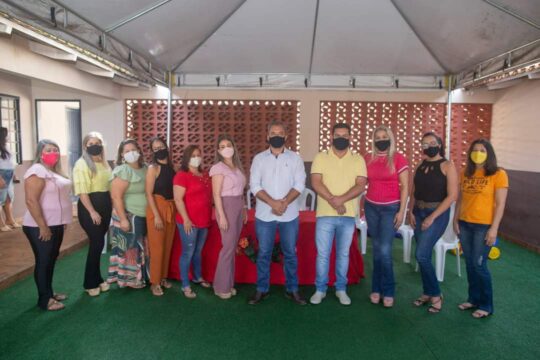 Em Ouvidor, Diretora do CEMEI Ana Ramos dos Santos apresenta nova equipe de trabalho