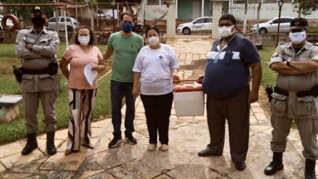 Primeiro lote chega com 40 doses da vacina contra coronavírus em Cumari