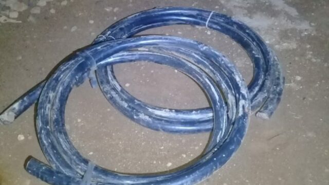 PM prende suspeitos de furto de fios elétricos em Ouvidor