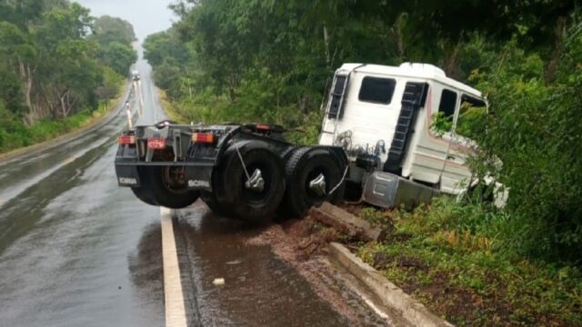 PRE registra duas saídas de pista na GO-330 entre Catalão e Ipameri