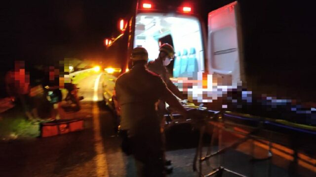 Homem fica ferido após queda de moto na GO-210, no município de Catalão