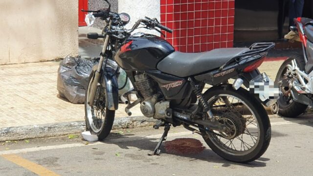 Homem fica ferido após se envolver em colisão entre carro e moto em Catalão