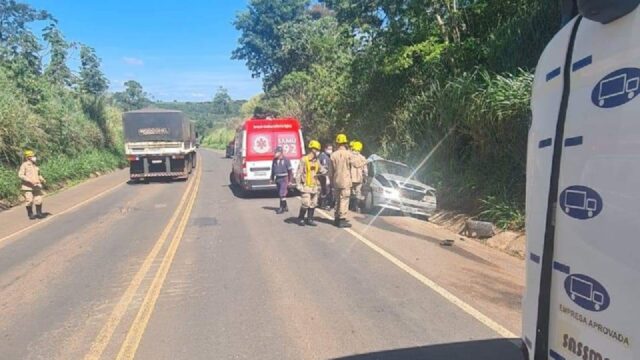 Duas pessoas morrem em grave acidente na BR-364, em Mineiros