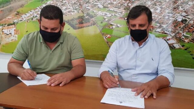 Em Ouvidor, Cebinha e Onofre Galdino concluem transição de mandatos