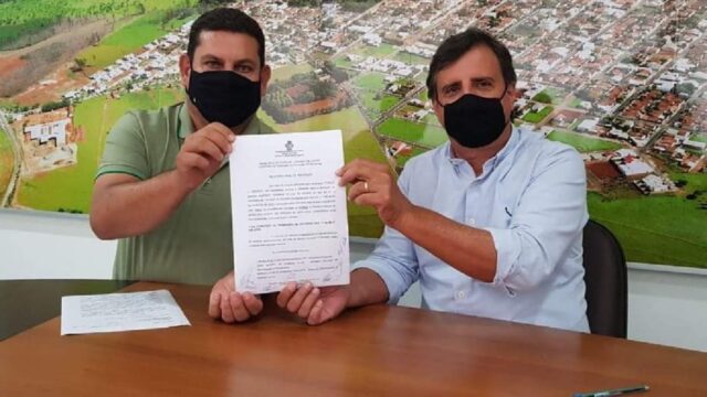 Prefeito Cebinha e o Ex-prefeito Onofre Galdino concluem transição de mandatos