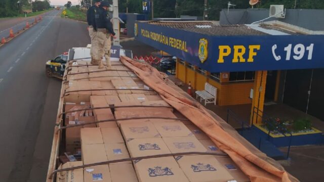 Carga com 300 mil maços de cigarros contrabandeados é apreendida em Jataí