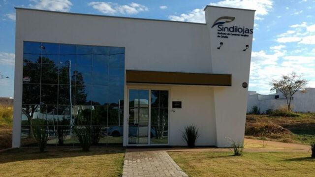 Carnaval: Mesmo com ponto facultativo em Goiás, lojas de Catalão estarão fechadas em comemoração ao Dia do Comerciário