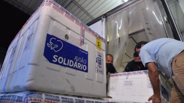 Goiás recebe 69,8 mil doses da CoronaVac nesta terça-feira (09/03)