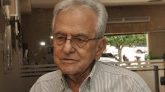Ex-governador de Goiás, Helenês Cândido morre a caminho do hospital