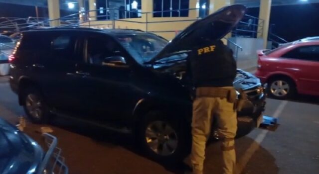 PRF recupera veículo de luxo furtado, avaliado em mais de 200 mil reais e que circulava clonado na BR 060