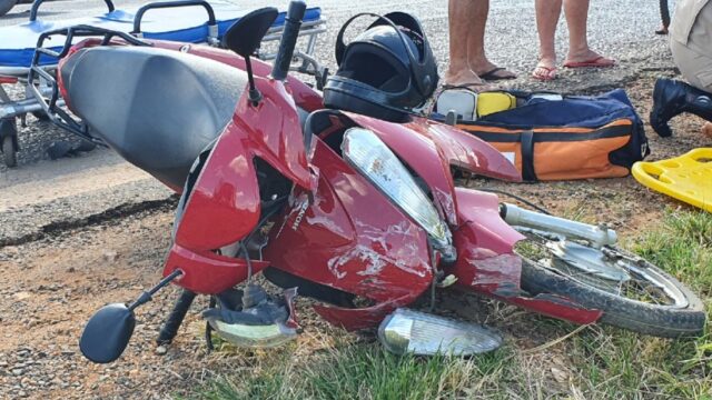 Motociclista fica ferida em acidente na GO-330 saída para Ouvidor