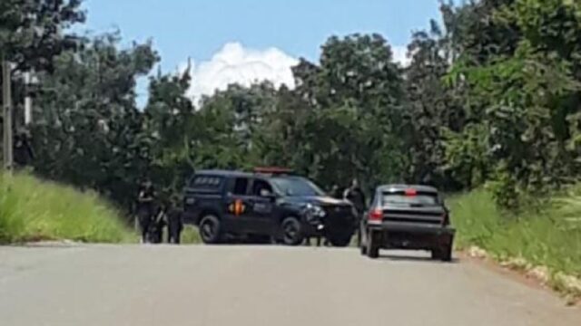 Foragido da justiça troca tiros com a polícia em Caldas Novas