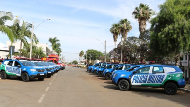 Polícia Militar de Catalão recebe nova frota de veículos com 25 novas viaturas