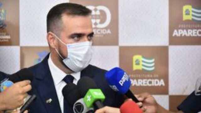 Gustavo Mendanha é internado por causa da Covid-19