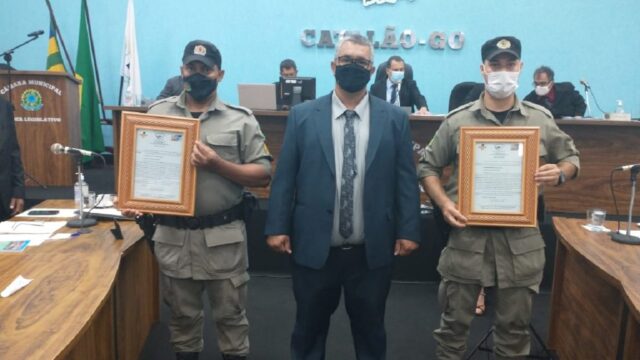 Policiais militares que salvaram vida de motociclista recebem Moção de Aplausos concedida por Vereador