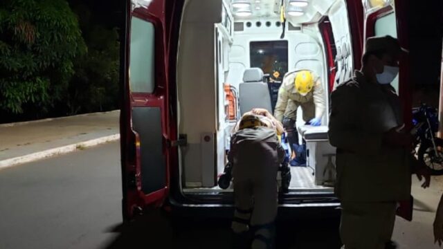 Motociclista fica ferido após sofrer queda em Catalão